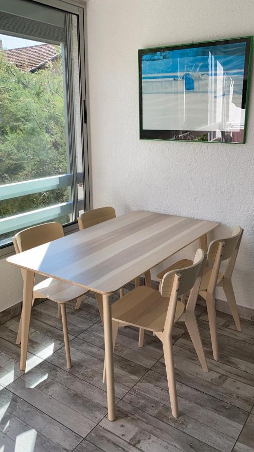 Spacieux Studio Sur Le Port De Hyeres Luaran gambar