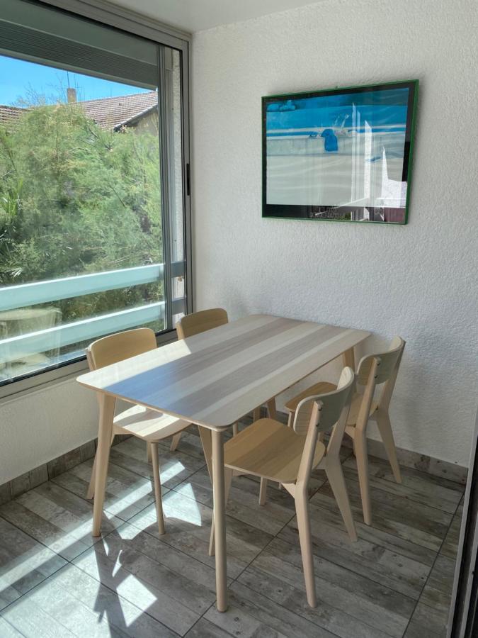 Spacieux Studio Sur Le Port De Hyeres Luaran gambar